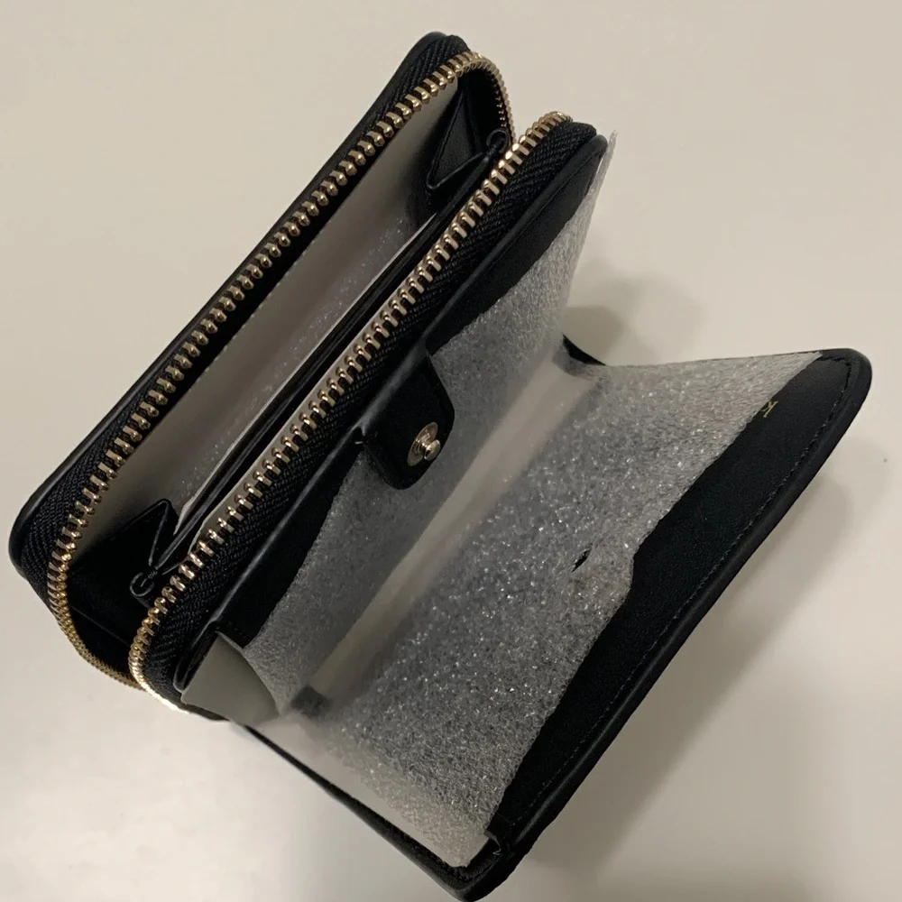 Kate Spade Black and Cream Wallet - Picture 3 of 3